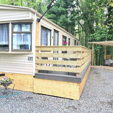 Unique Caravan With Outdoor Space 巴伦特雷 外观 照片