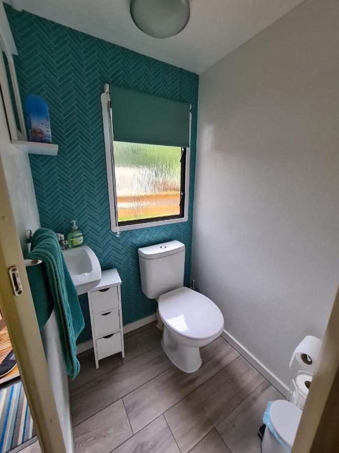 Unique Caravan With Outdoor Space 巴伦特雷 外观 照片